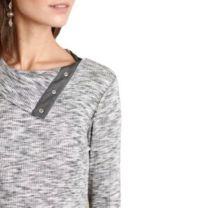 DOLAN Anthropologie FINAL PRICE 🌺 Snap Button Neck Heather Pull Over Sweater